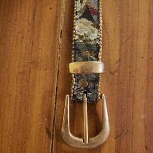Floral Tapestry Belt with Gold Buckle